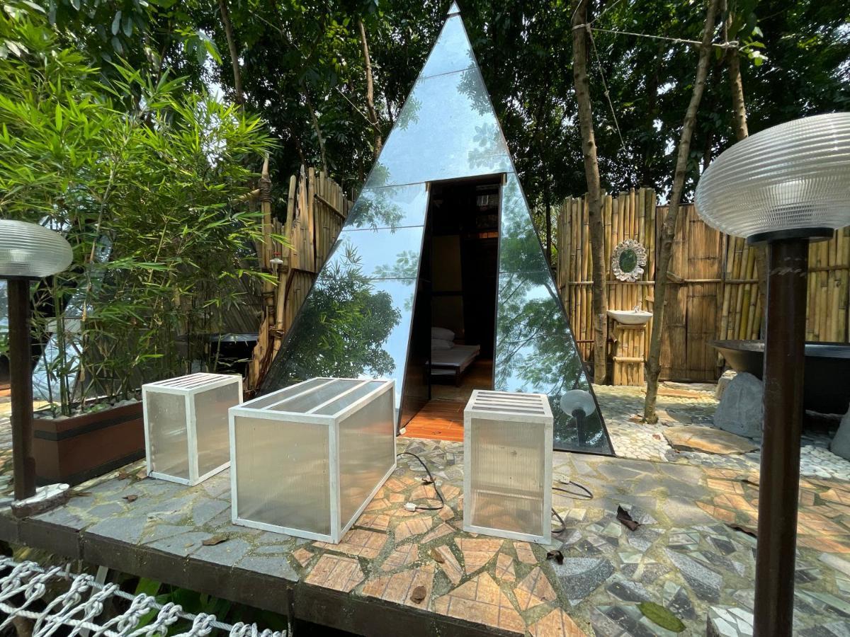 Floating Sanctuary Resort Powered By Cocotel Bulacan Bagian luar foto